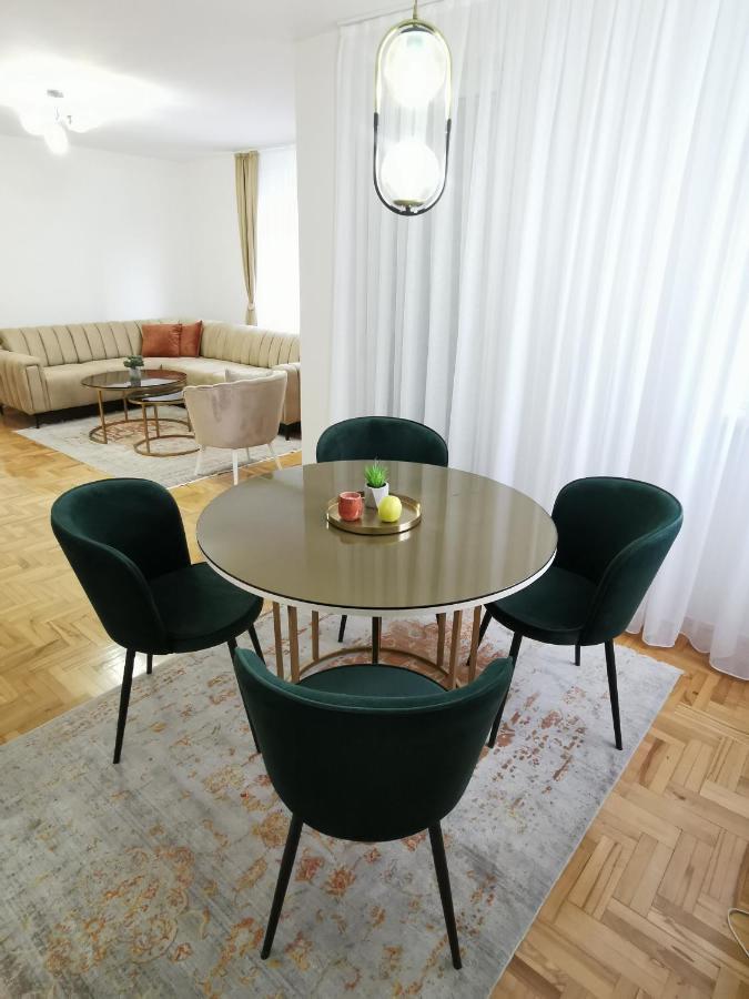 Family Apartment Tuzla Ngoại thất bức ảnh