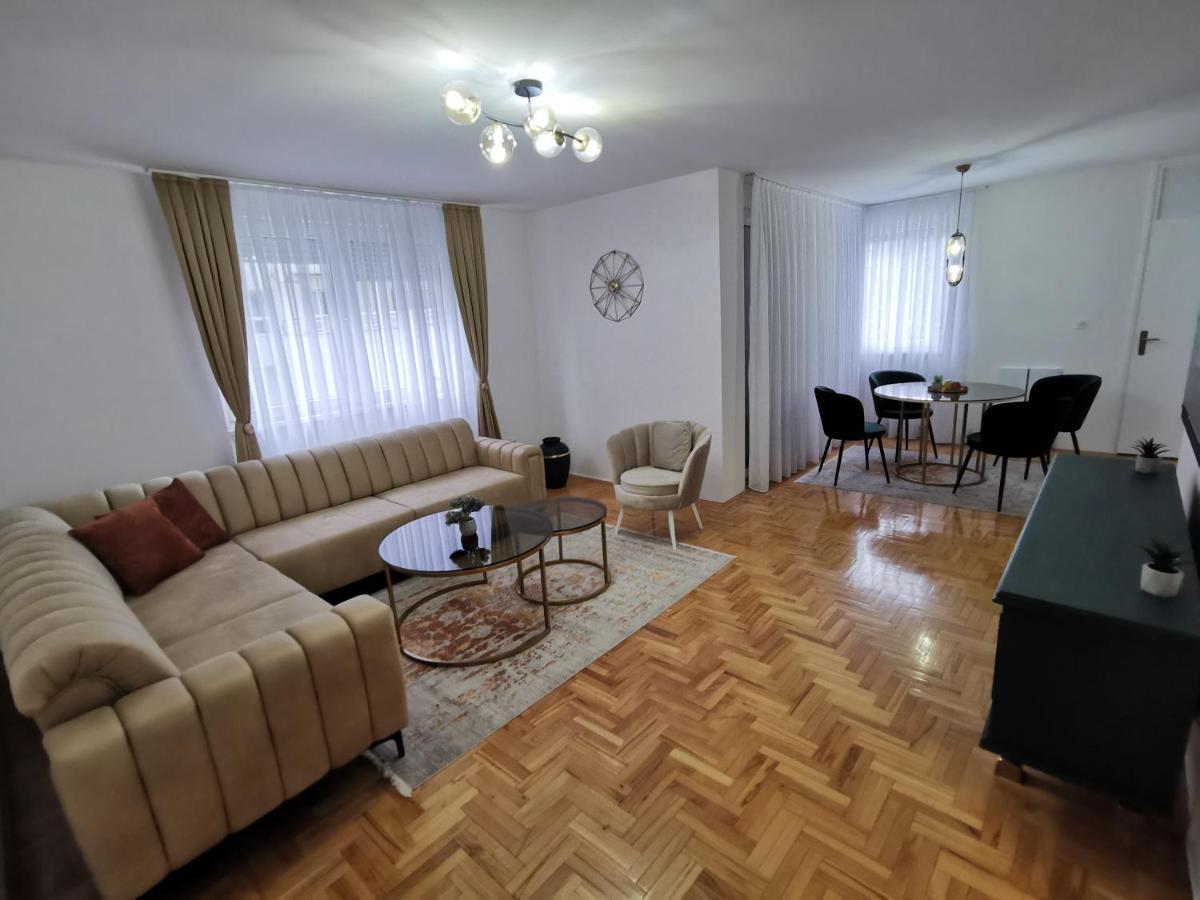 Family Apartment Tuzla Ngoại thất bức ảnh
